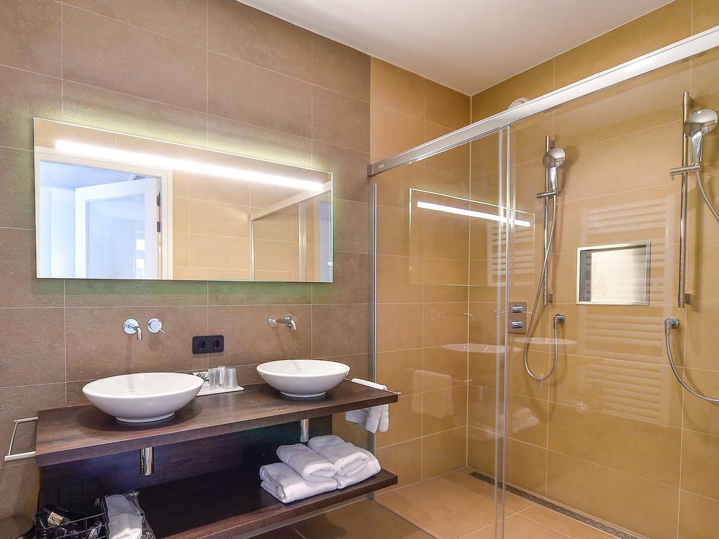 Brasserie-Hotel Antje Van De Statie Weert Kültér fotó