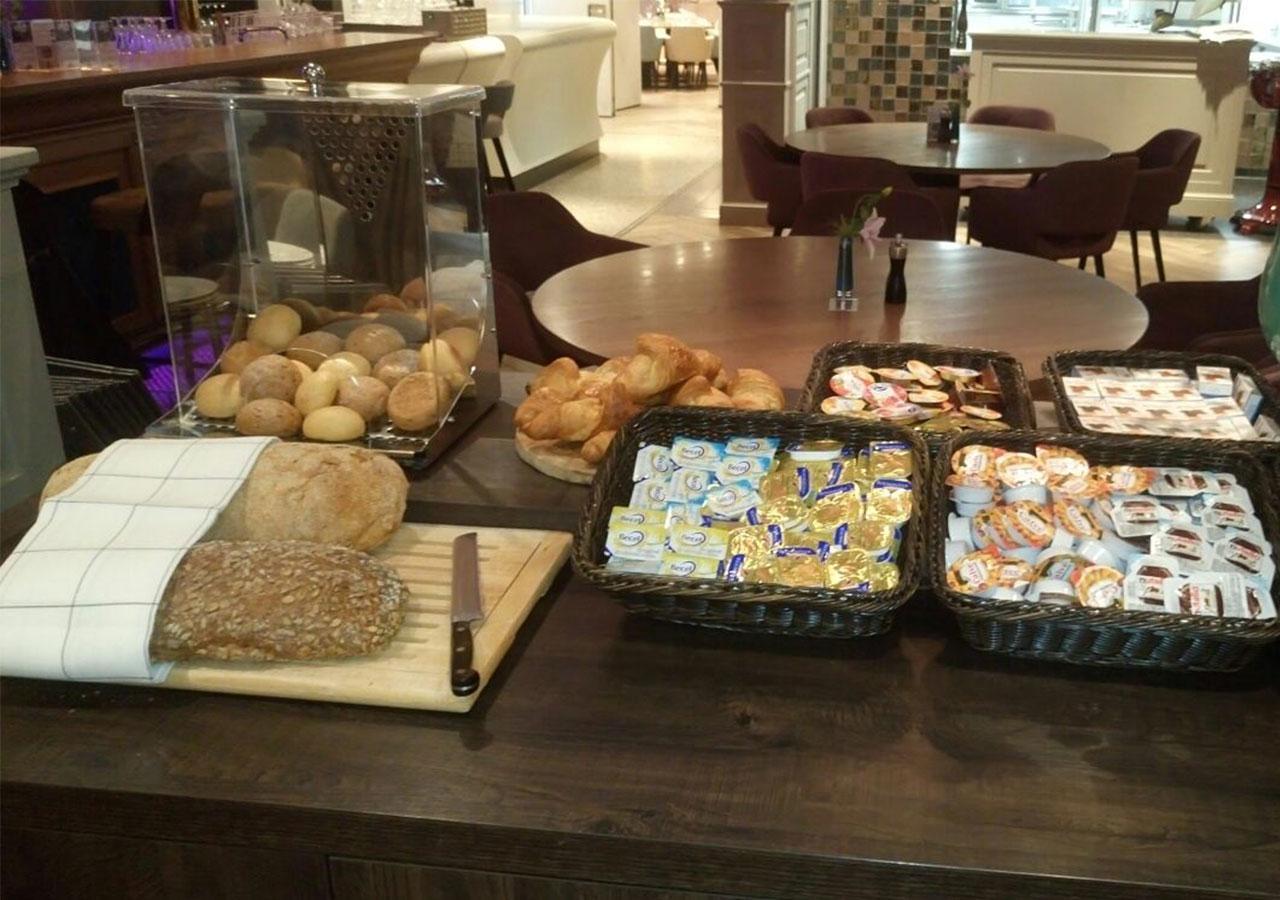 Brasserie-Hotel Antje Van De Statie Weert Kültér fotó