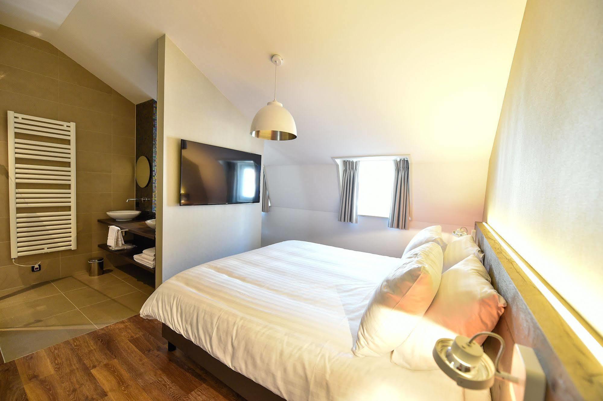 Brasserie-Hotel Antje Van De Statie Weert Kültér fotó